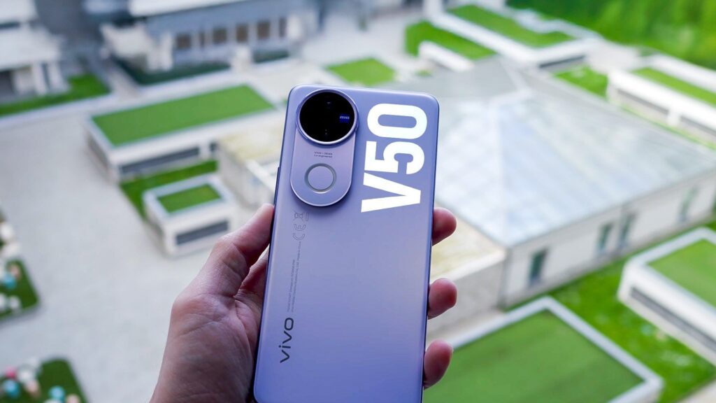 Vivo V50 pode ser o primeiro JOVI do Brasil? | Vdeo Hands-On
