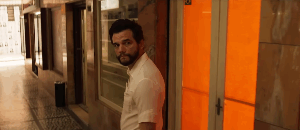 "O Agente Secreto" brilha em Cannes; quando chega ao Brasil?
